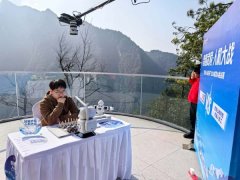 提拔船舶过闸起火应急措置